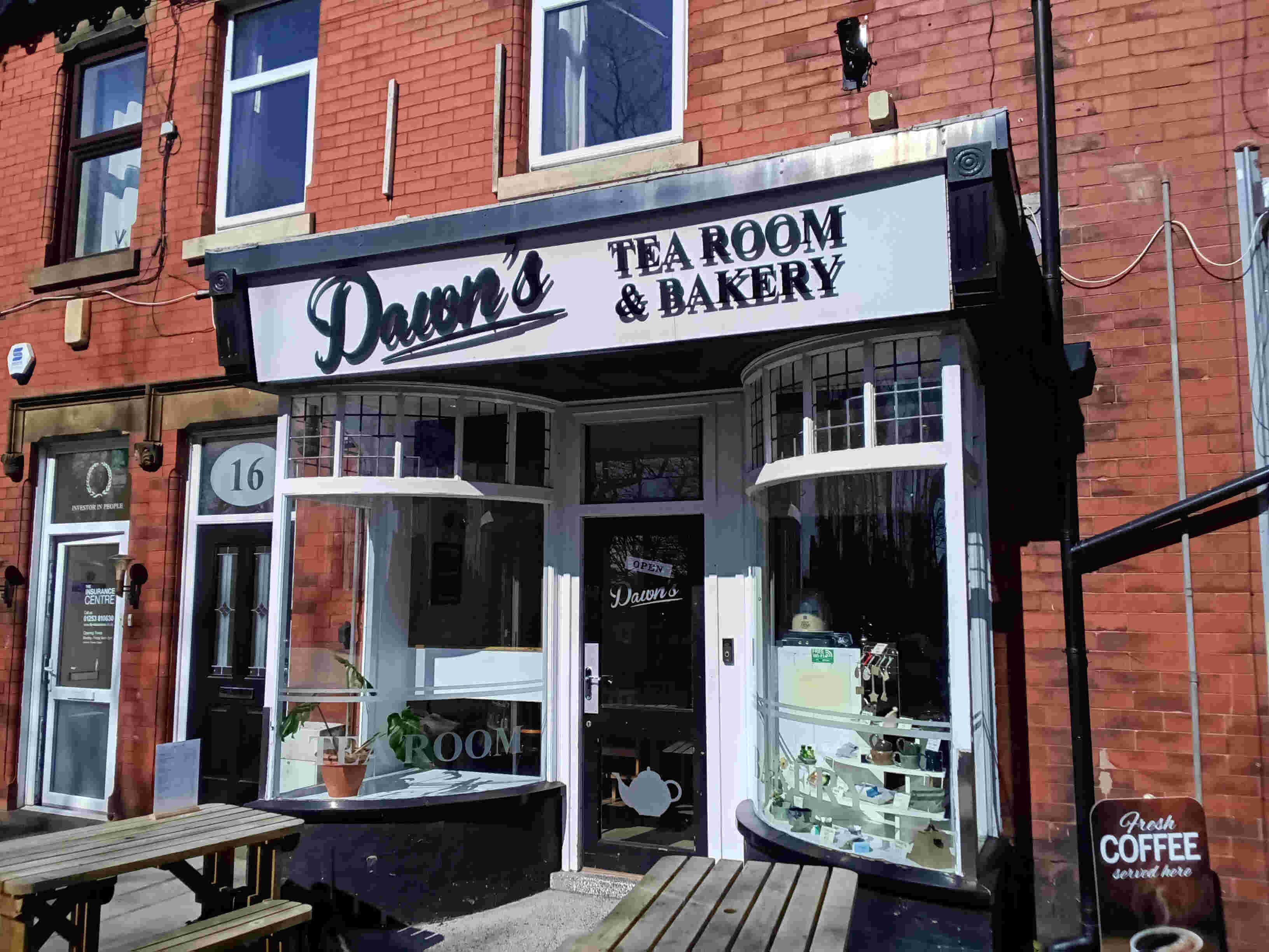 Dawn's Tearoom & Bakery - Knott End-on-Sea, Lancashire